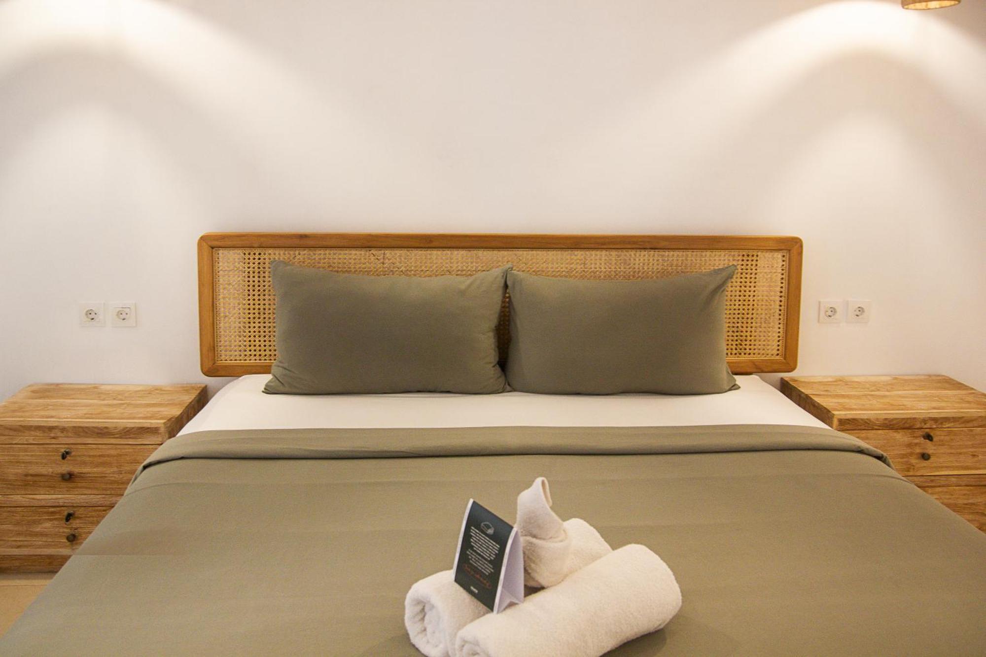 Gelatik Bed And Breakfast Seminyak Exterior foto