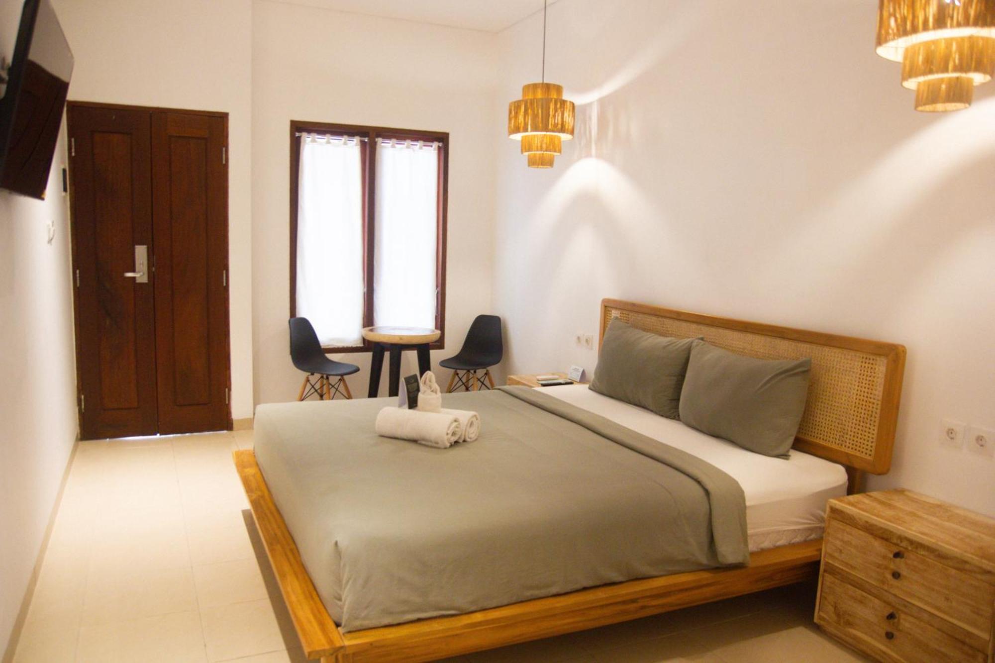 Gelatik Bed And Breakfast Seminyak Exterior foto