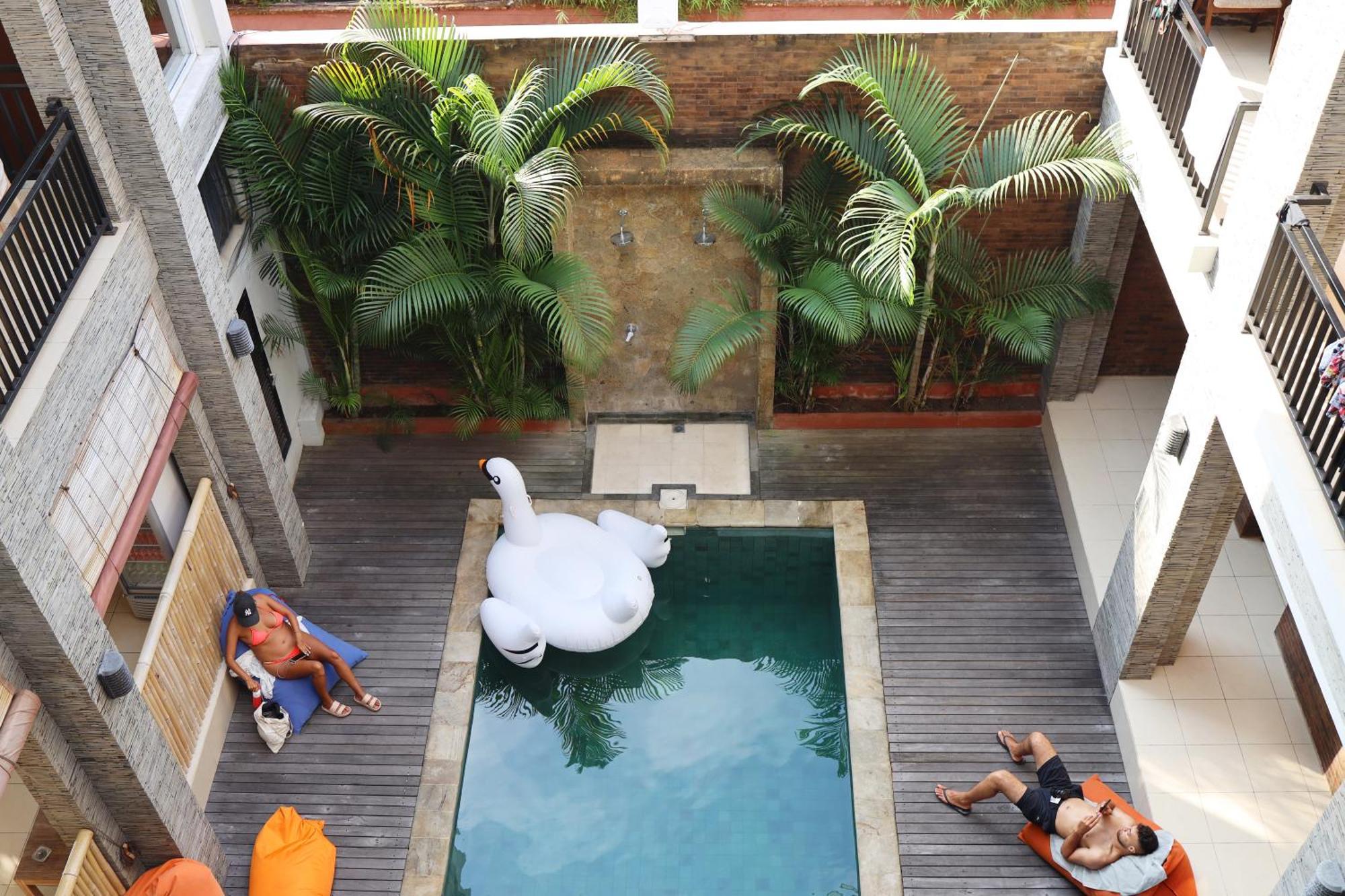 Gelatik Bed And Breakfast Seminyak Exterior foto