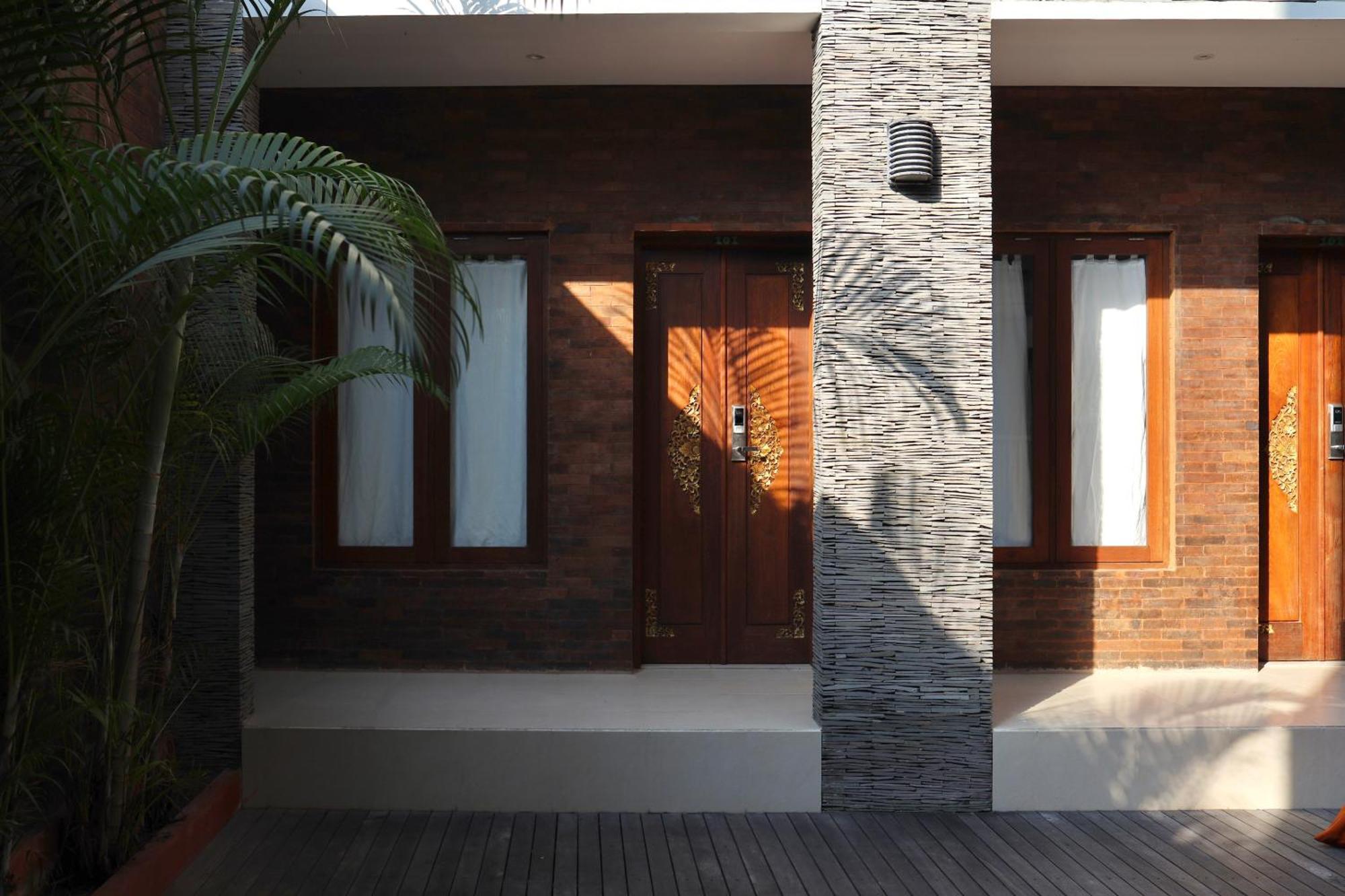 Gelatik Bed And Breakfast Seminyak Exterior foto
