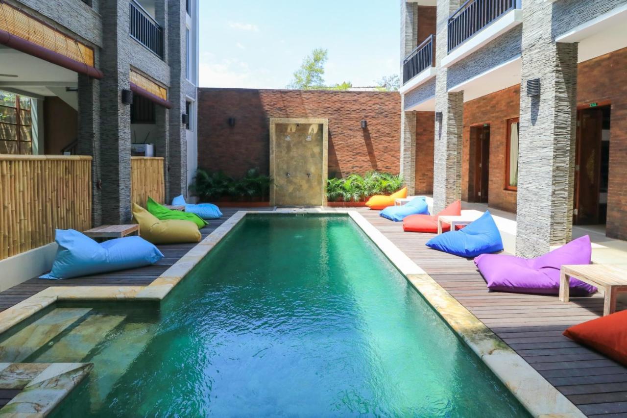 Gelatik Bed And Breakfast Seminyak Exterior foto